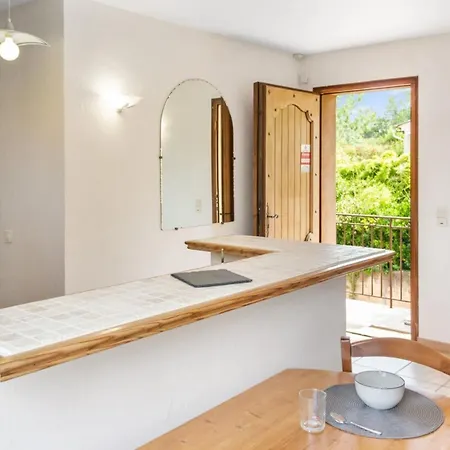 La Frenaie - Quiet - Swimming Pool - Car Park Appartement Villeneuve-Loubet